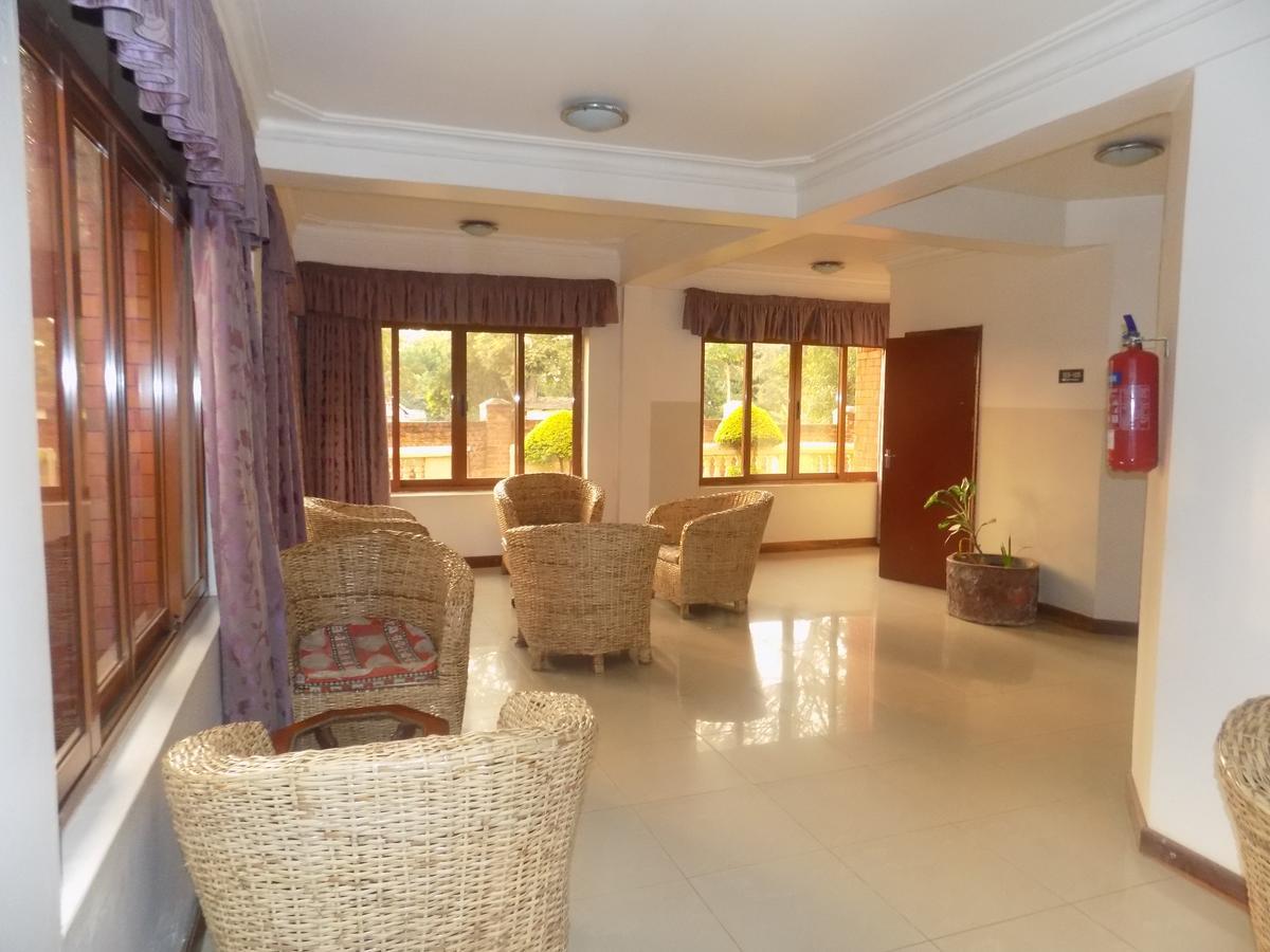 Kayegi Hotel Mbale Kültér fotó