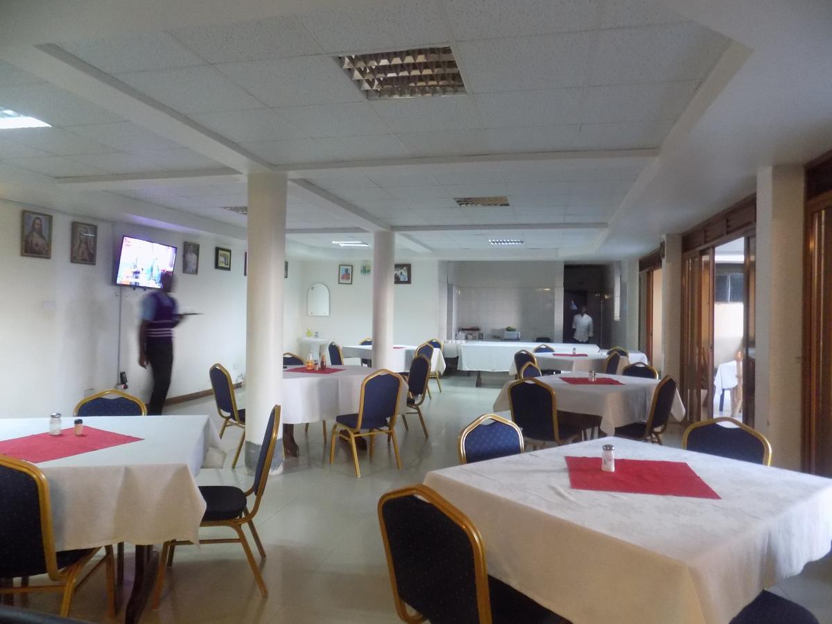 Kayegi Hotel Mbale Kültér fotó