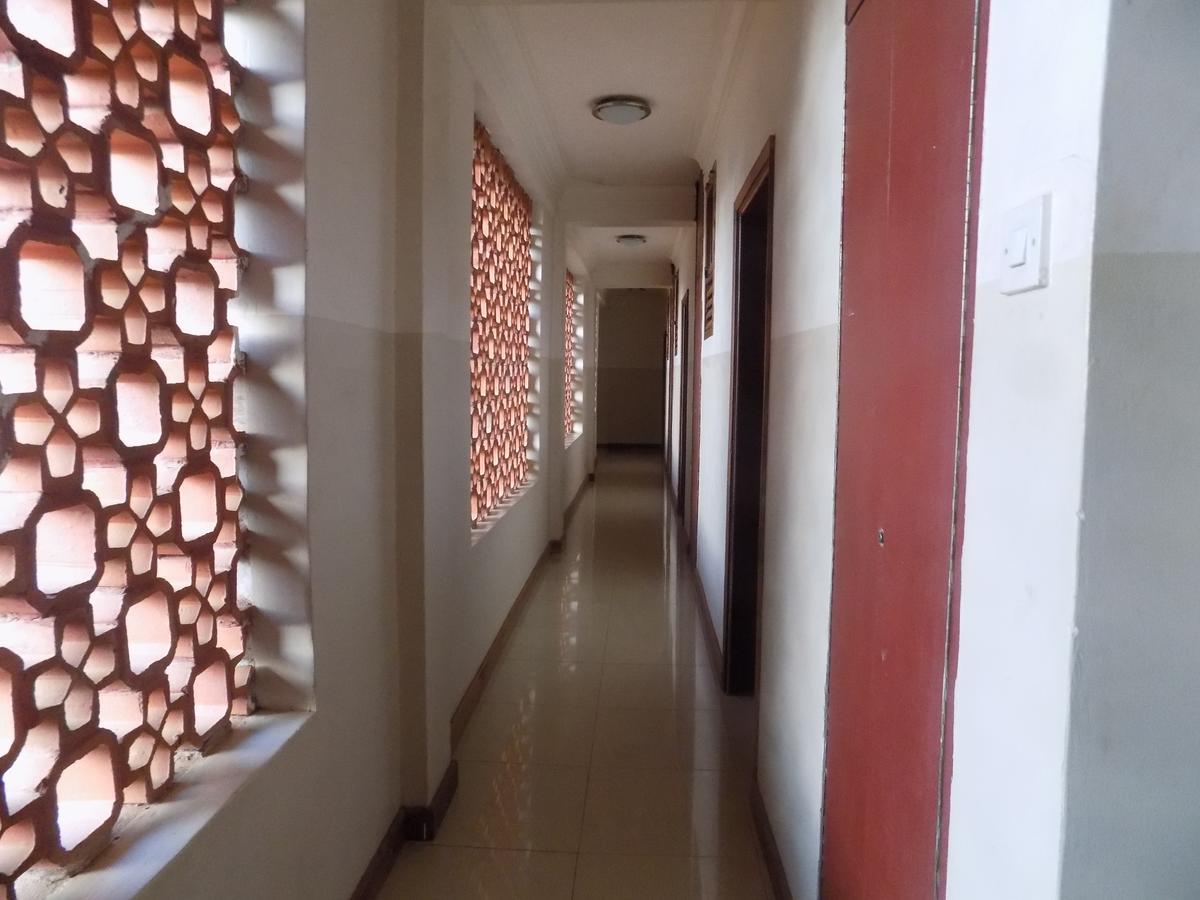 Kayegi Hotel Mbale Kültér fotó