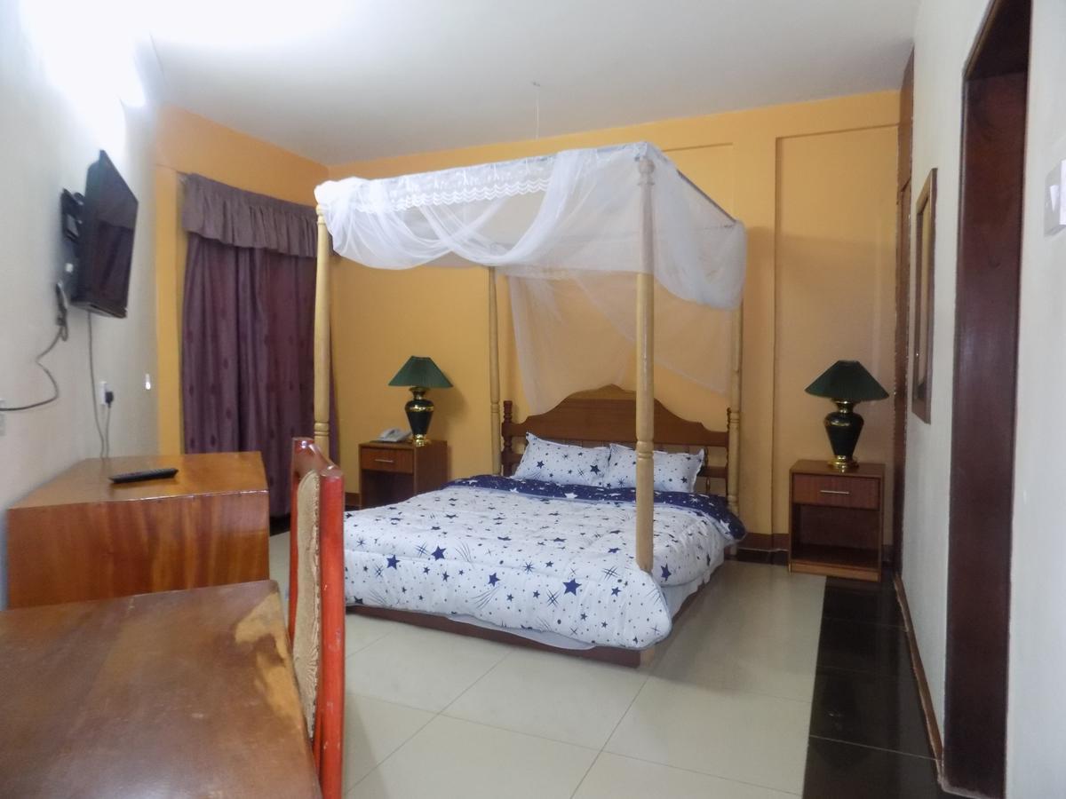 Kayegi Hotel Mbale Kültér fotó