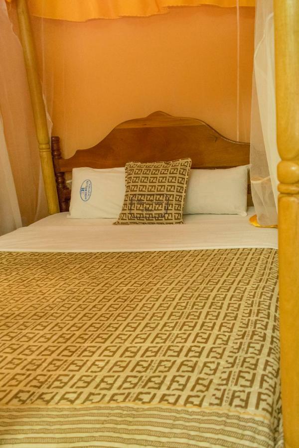 Kayegi Hotel Mbale Kültér fotó