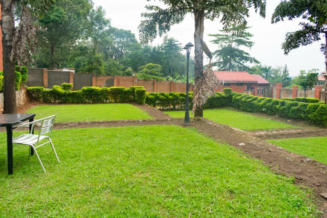 Kayegi Hotel Mbale Kültér fotó