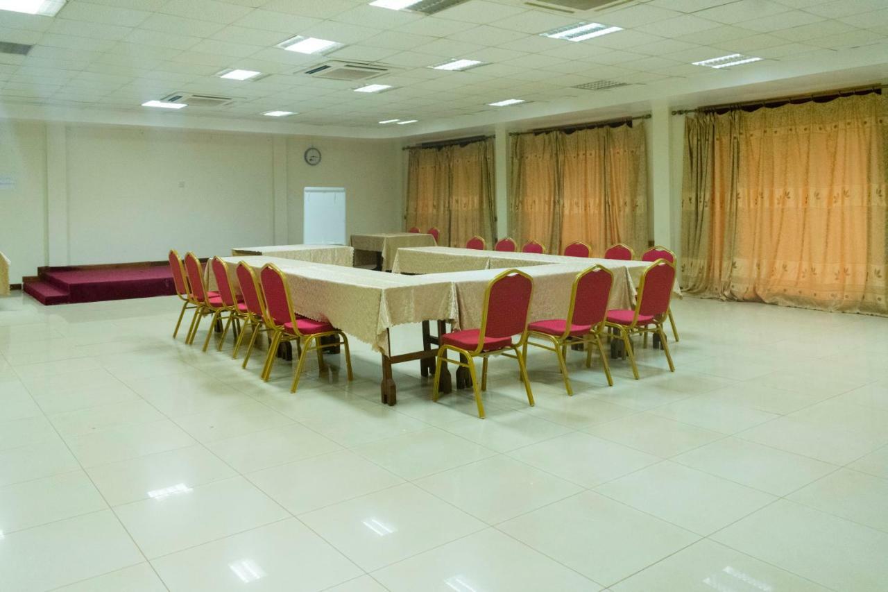 Kayegi Hotel Mbale Kültér fotó