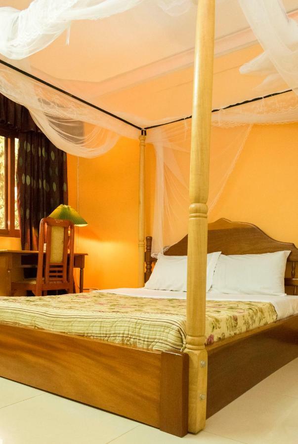 Kayegi Hotel Mbale Kültér fotó